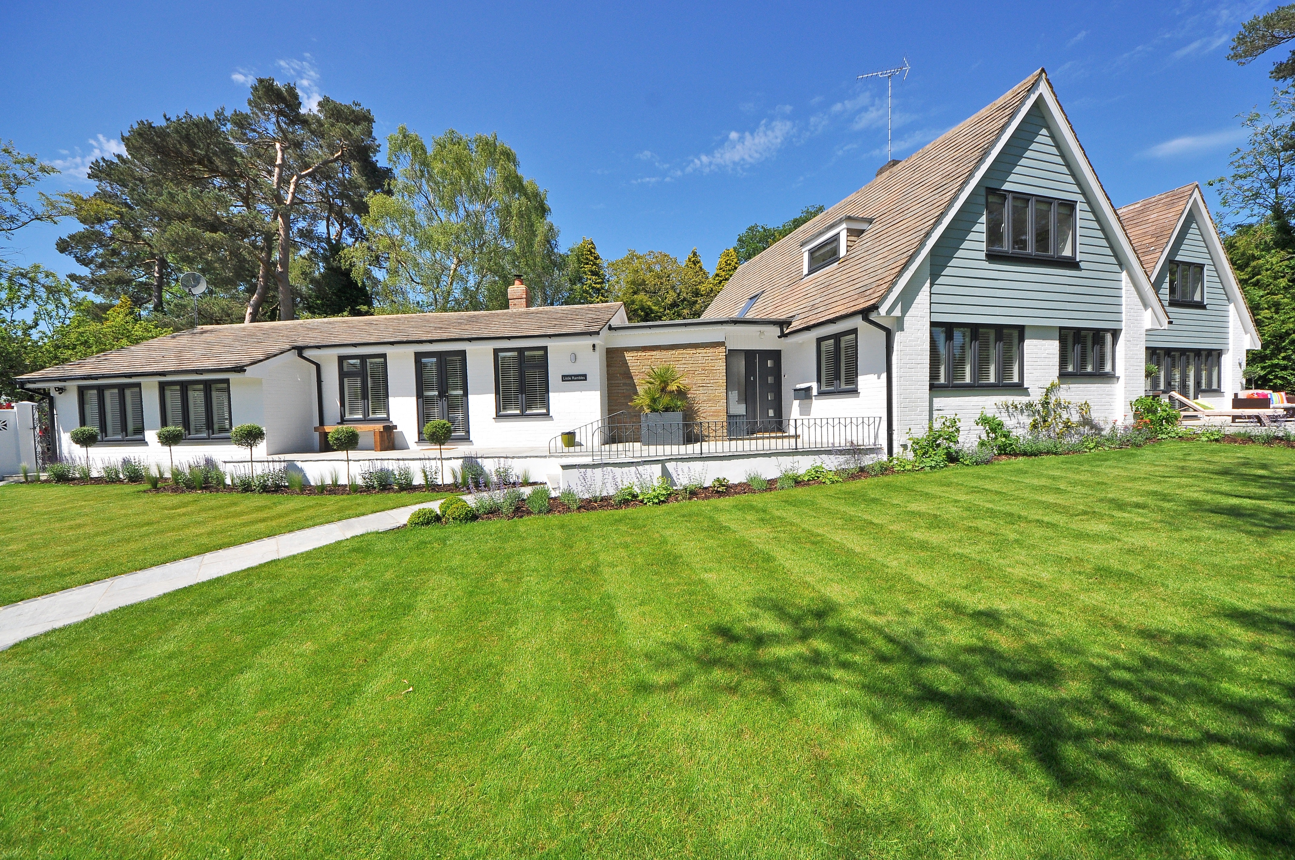 Residential Image Grid - Image 3